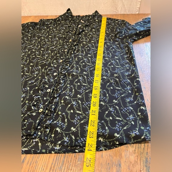 🖤 Black Floral Ruffle Blouse – Simons Exclusive TWIK (Size P/S)🖤 - Picture 5 of 9